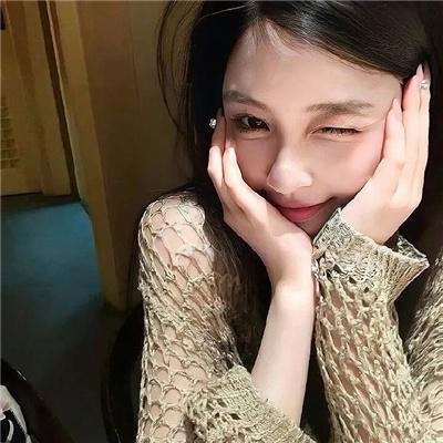 踏浪女人